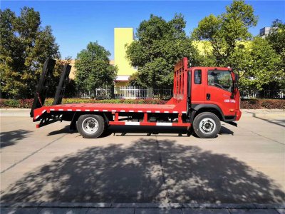 國六成都大運(yùn)4.1米軸距平板車